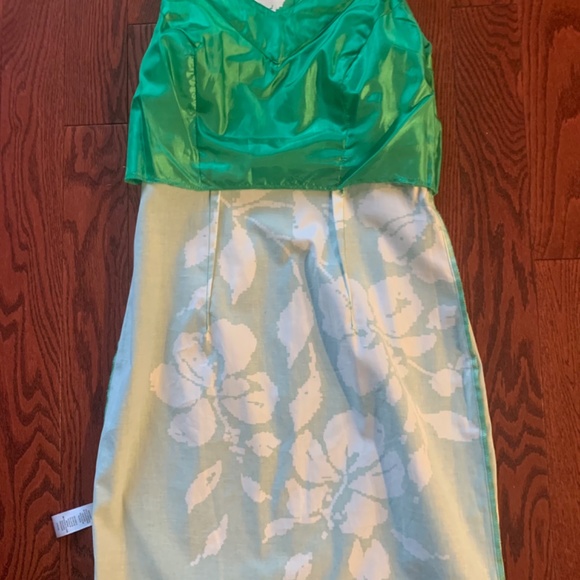 Dress - Picture 3 of 5